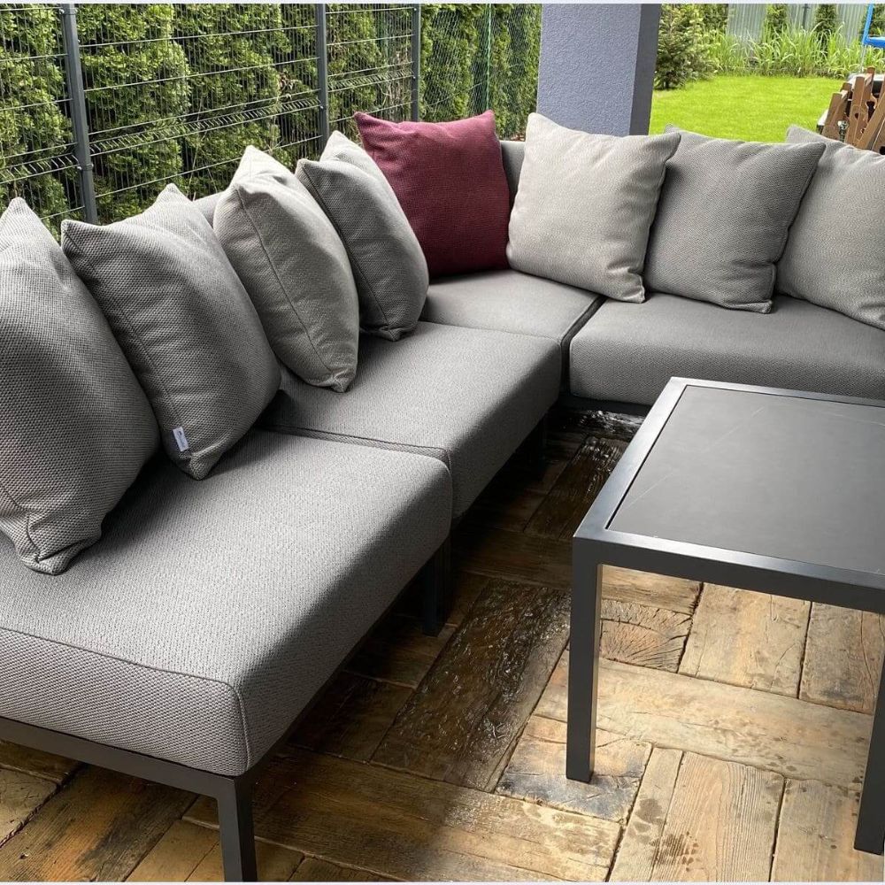 Modern narożnik ogrodowy