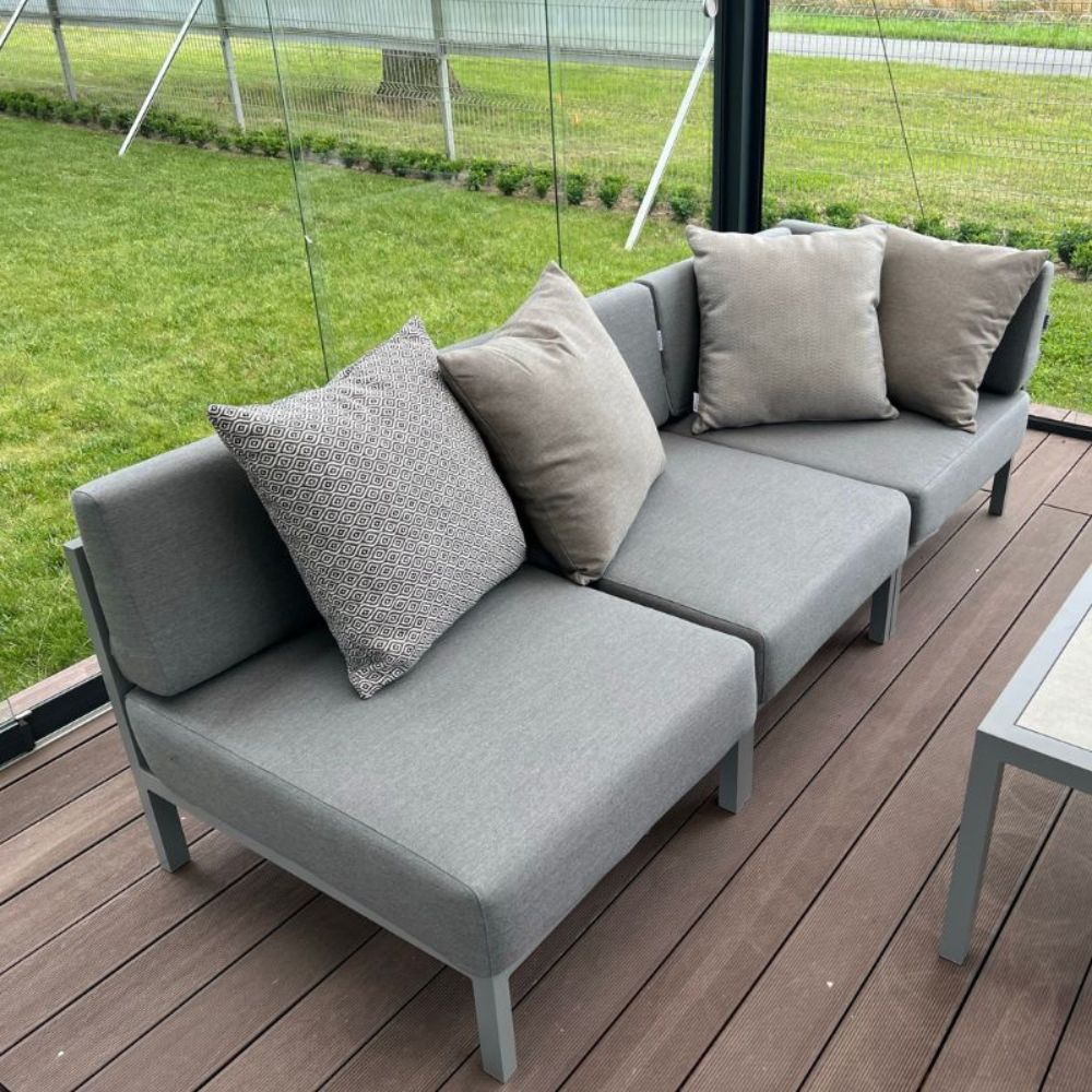 Modern trawałe mable ogrodowe 1