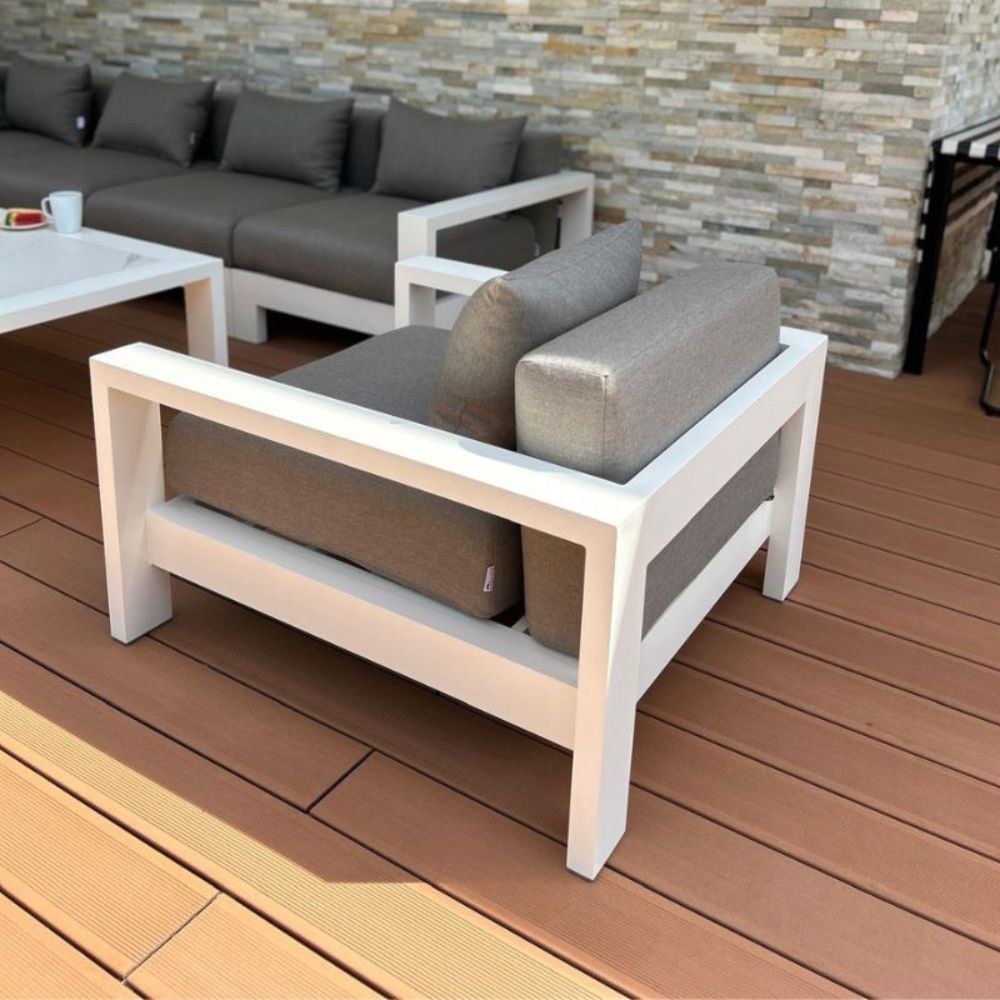 Tedie białe meble ogrodowe 2